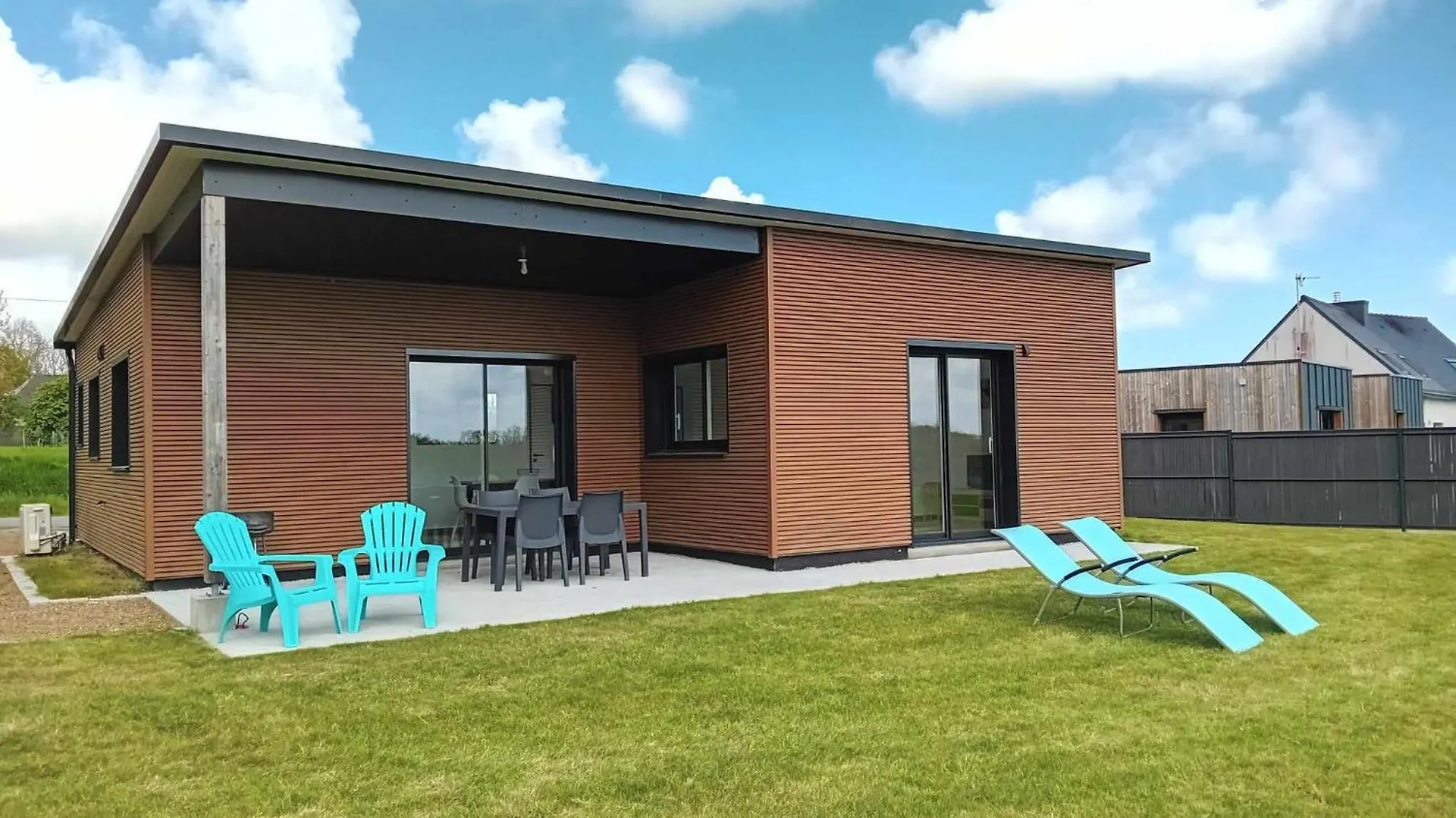 Maison Bois Recente Lantic